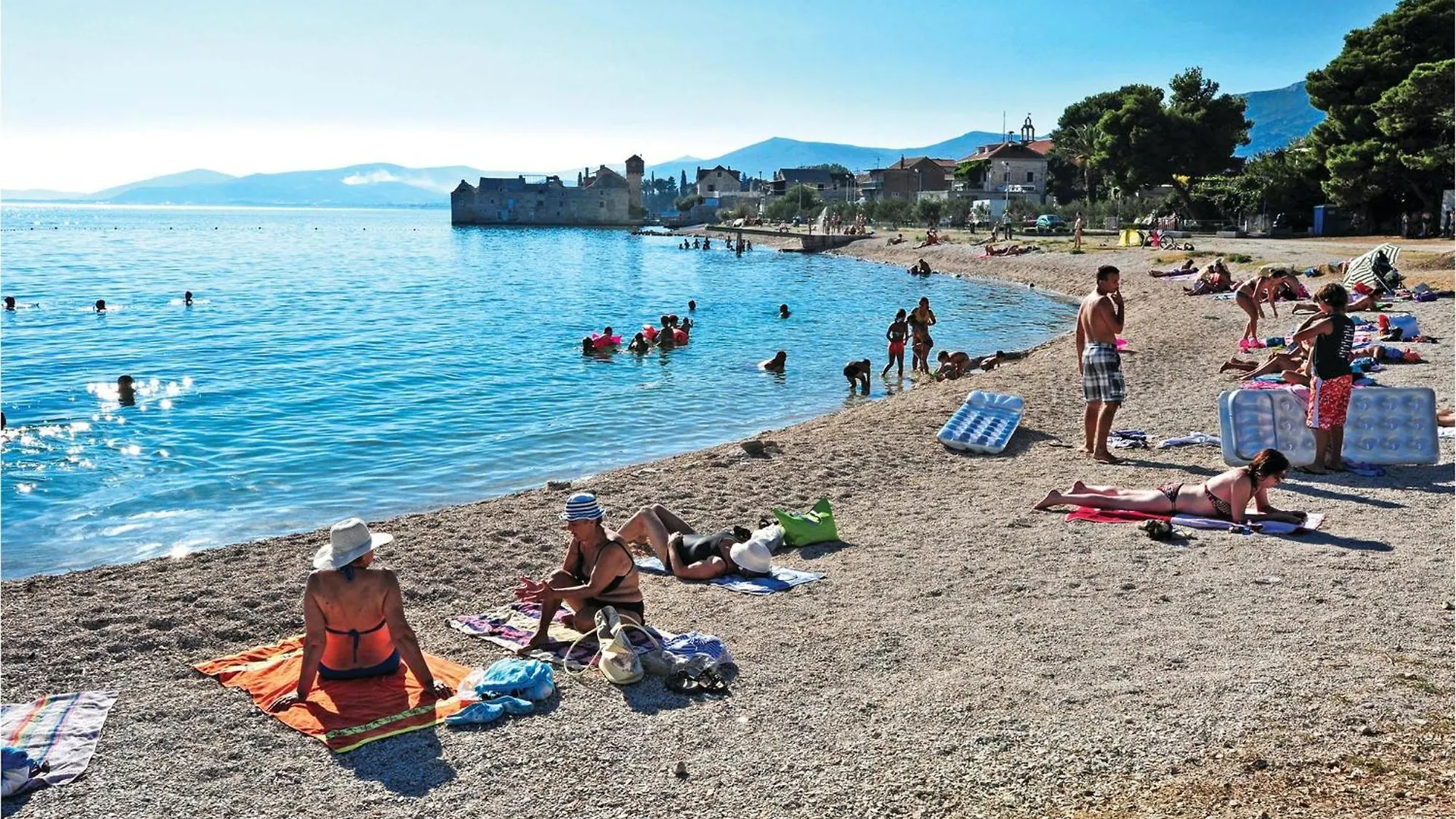 4 Bedroom Amazing Home In Kastel Gomilica Kastela Holiday home